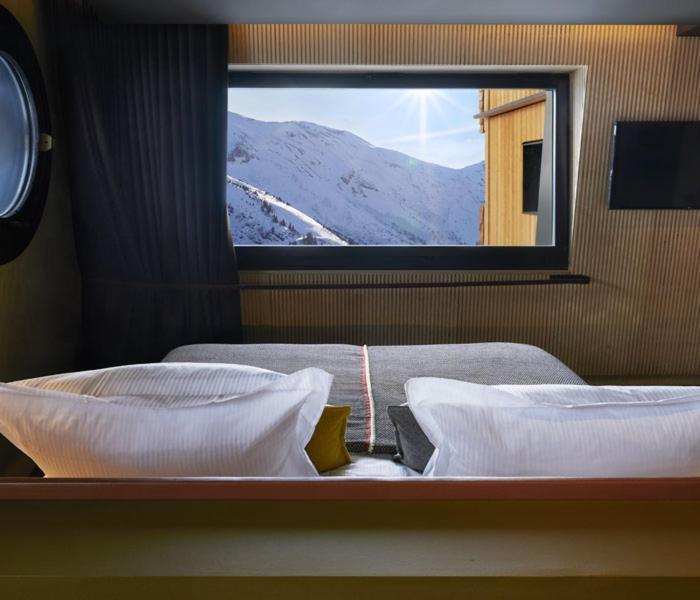 Hotel Mil8